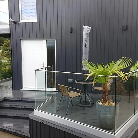 Sea Breezes Holiday home *