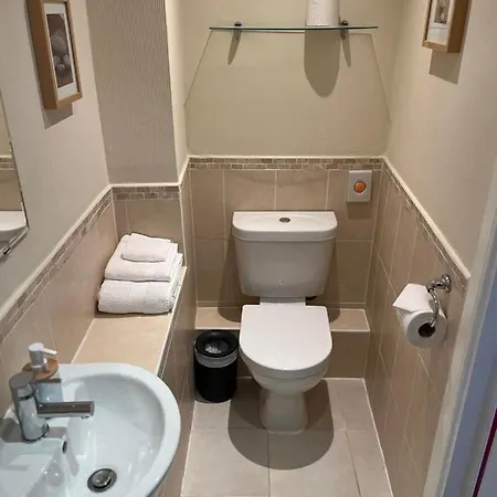 Rose Guest house 3*