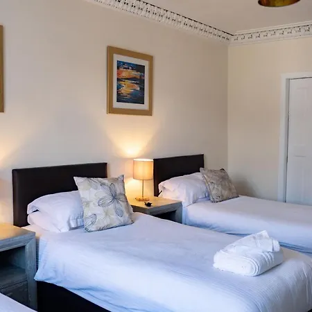 Corran House 2*