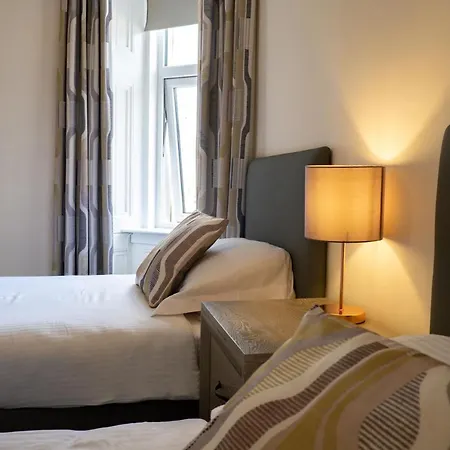 Corran House 2* Oban