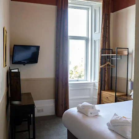 Guest house Corran House 2*