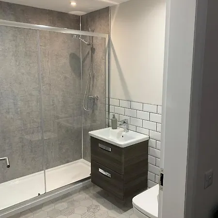 Hillview Apartment