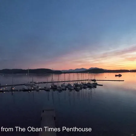 Seafront Penthouse - Superb Views Apartment Oban