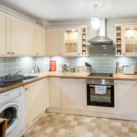Charming 1br Close To Centre With Free Parking * Oban