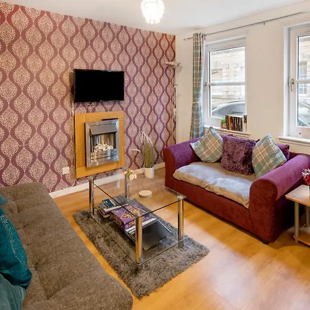 Charming 1br Close To Centre With Free Parking