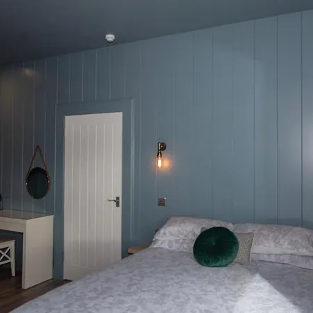 Witchwood House 2* Oban