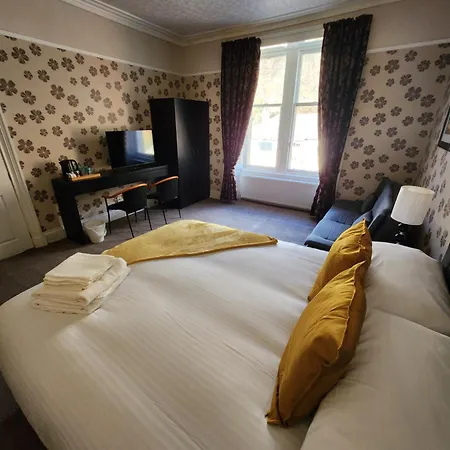 King's Knoll Hotel