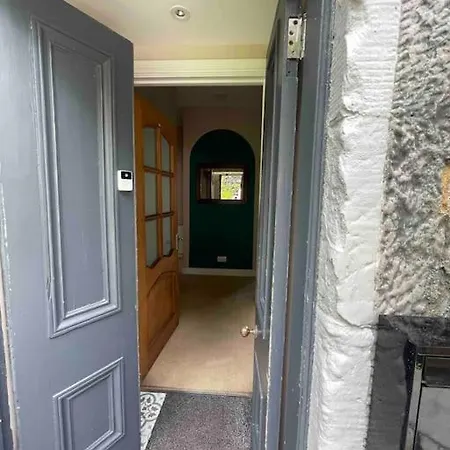 Carronvale. 3 Bedroom Apartment.