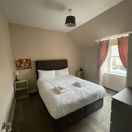 Carronvale. 3 Bedroom Apartment.