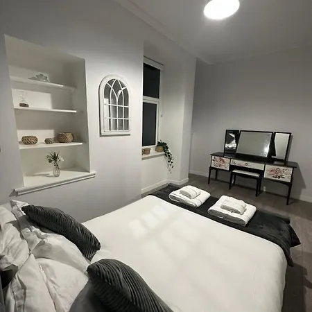 One Bedroom Flat In Town Centre Apartment Oban