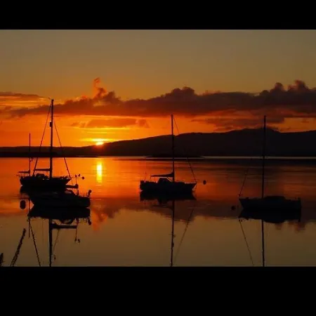 Apartment Panoramic Harbour View Oban
