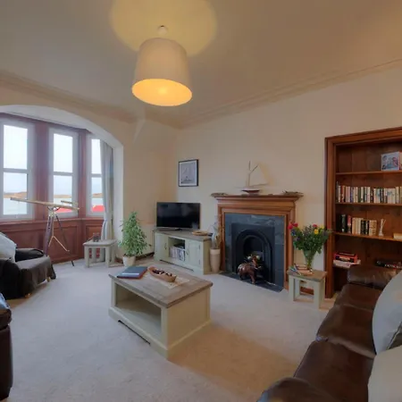 Argyll Mansions By Interhome
