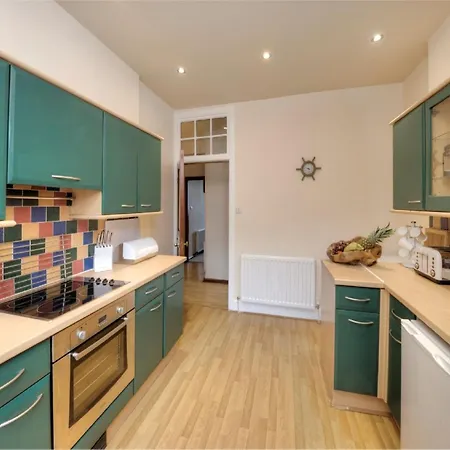 Apartment Argyll Mansions By Interhome