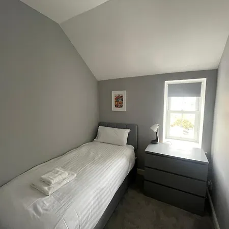 Carronvale. 3 Bedroom Apartment. Apartment Oban