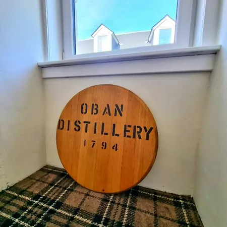 The Distillers Den