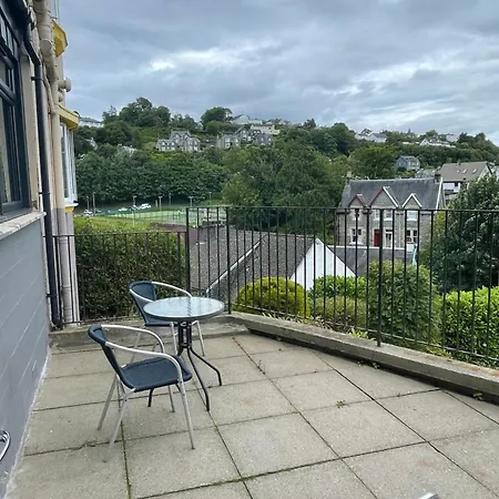 King's Knoll Hotel