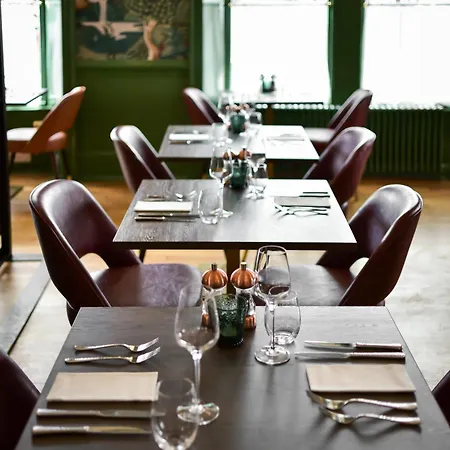 The Perle & Hotel Oban