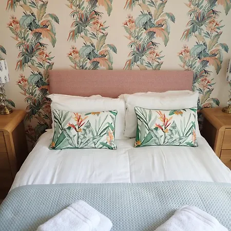 Hawthornbank 4*