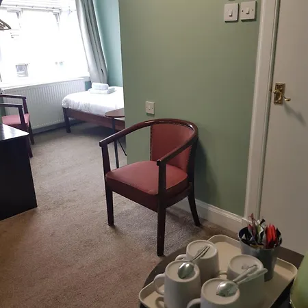 The Kelvin Hotel 3*
