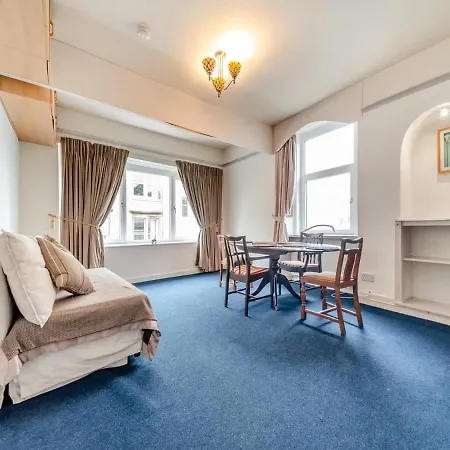 Bay View Apartment