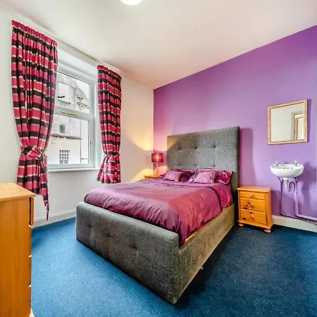 Bay View Apartment