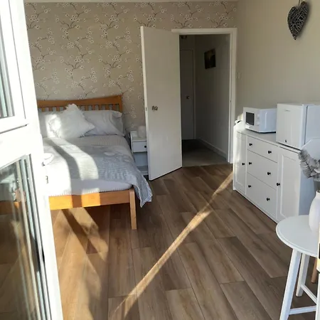 Red Squirrel Homestay