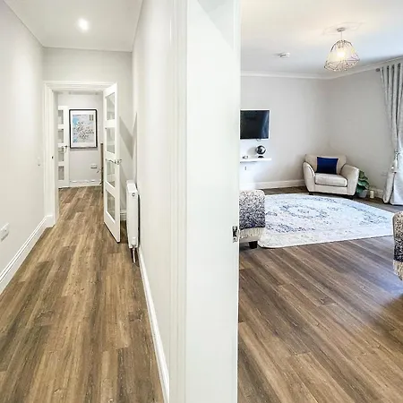 Airds Holiday home *