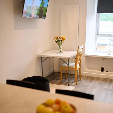 Newly Renovated 2br In - Walk To Waterfront * Oban
