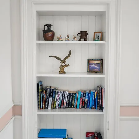 Apartment Bay Views - Fireplace, Games & Books Oban