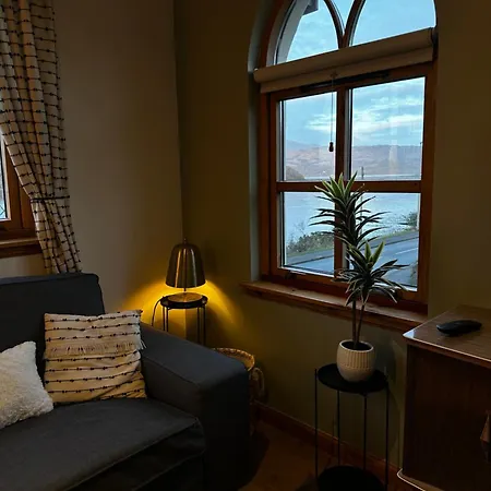 Lochedge House Holiday home *