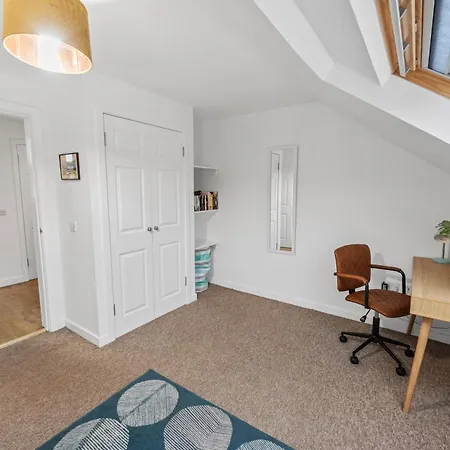 Apartment Stunning 2br Loft In - Sea Views Oban