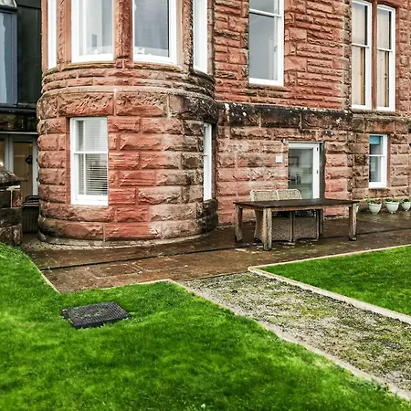 Kilbowie Retreat Oban