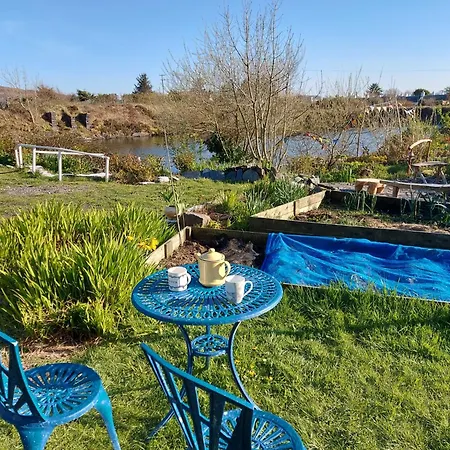 Acomodação com café da manhã  Garragh Mhor 3*