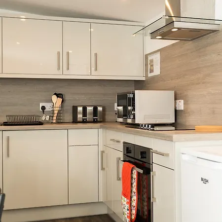 Dunollie Halls Apartment