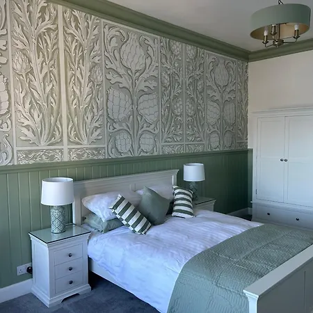 Royal Bank Flat * Oban
