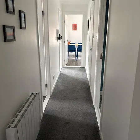 16 Macgregor Court, Apartment *