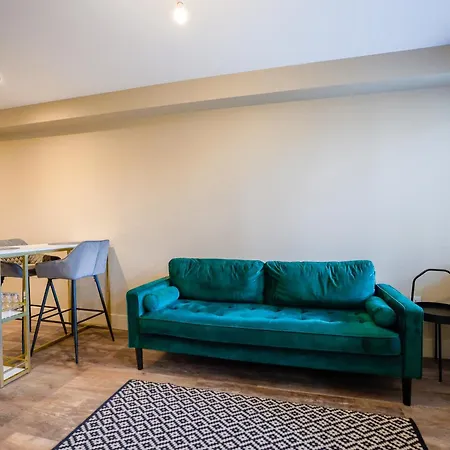 Netherbrae Apartment *