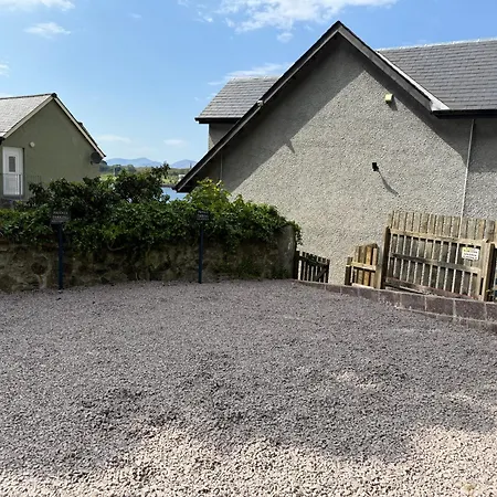 House House * Oban