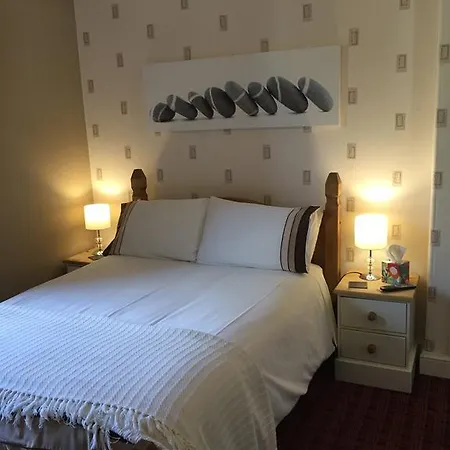Cameron Guest house 3*