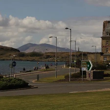 Corran House Guest house 2*