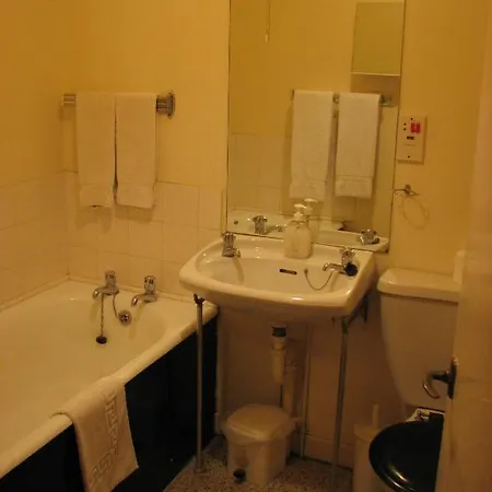 Hotel Lancaster 2*
