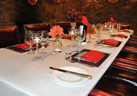 Knipoch House Hotel 4*