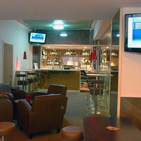 Hotel The Scot 3*