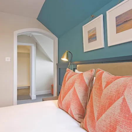 The Perle & 4* Oban