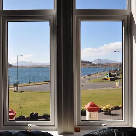 Guest house Corran House 2*