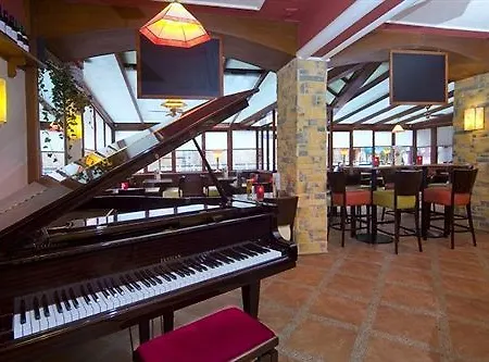 Hotel The Scot 3*