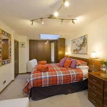 Grove Bed & Breakfast