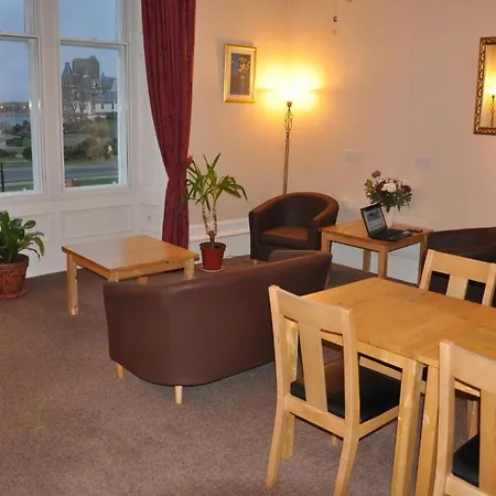 Casa de hóspedes Ayres 3*