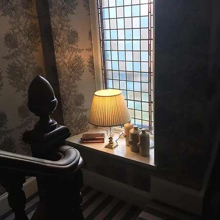 Guest house Glenburnie House 4*