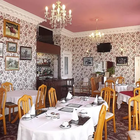 Casa de hóspedes Palace - Small 3*